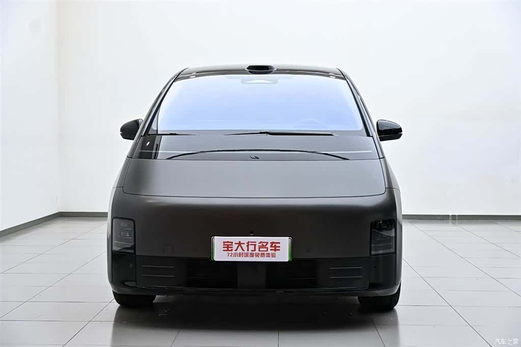 Li Auto MEGA, 2025 3