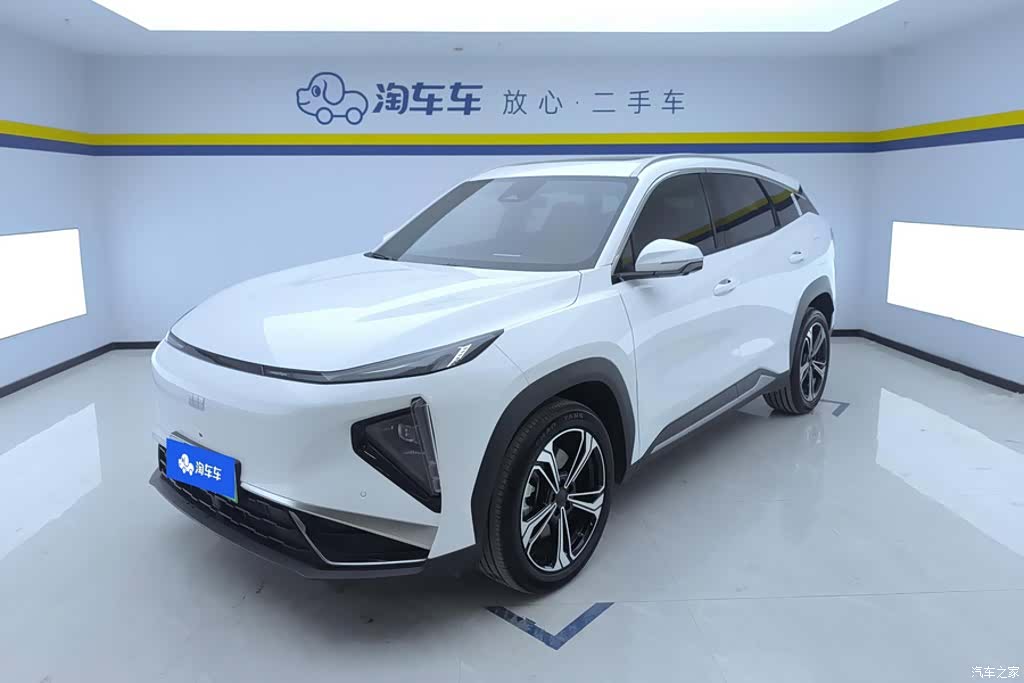 Geely Galaxy L7, 2025 1