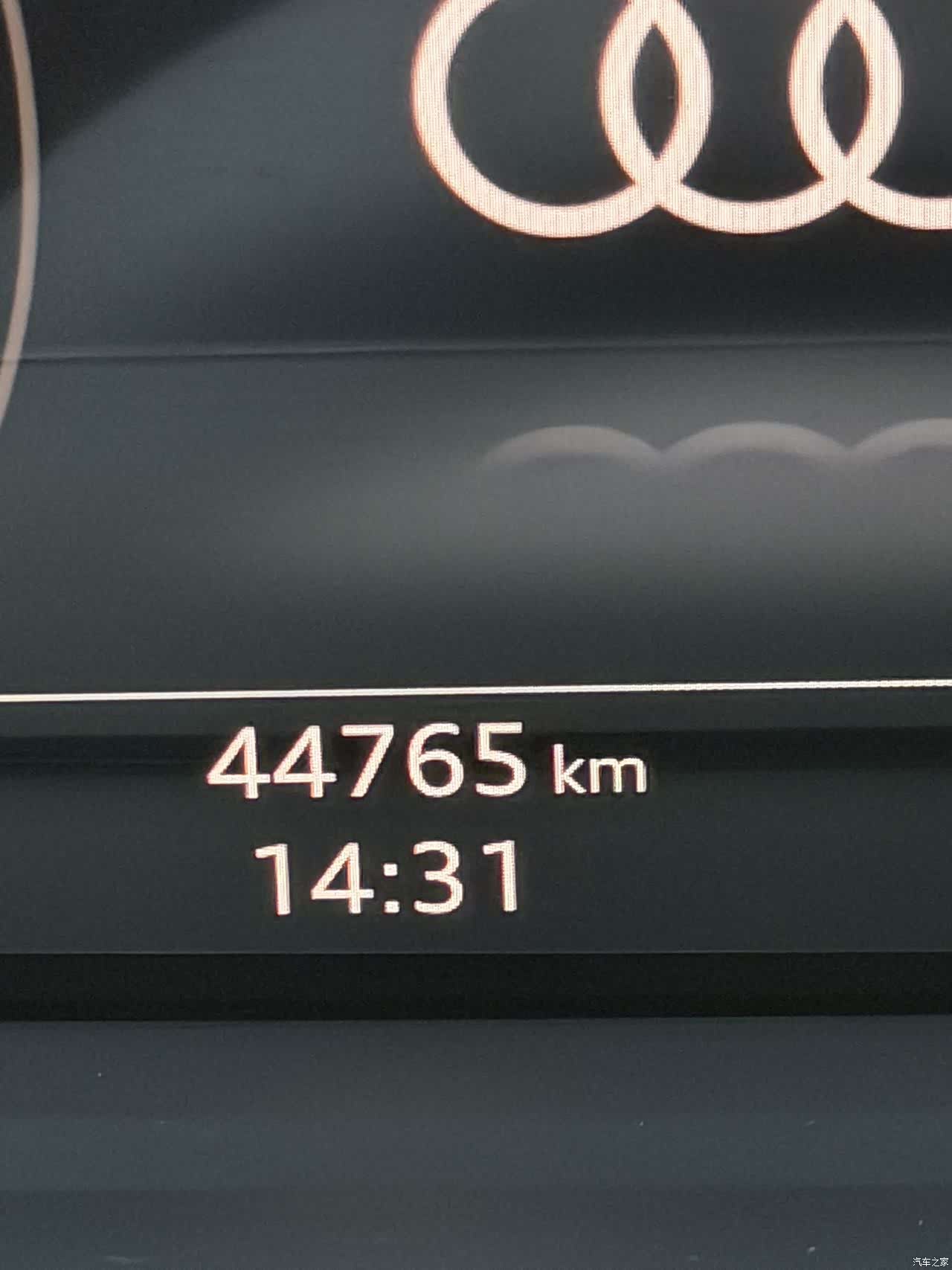 Audi Q3, 2022 12