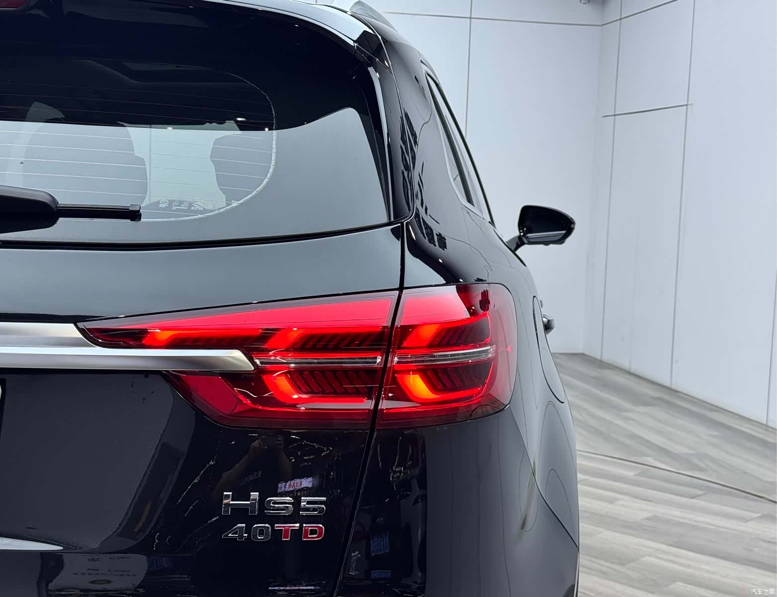 Hongqi HS5, 2022 7