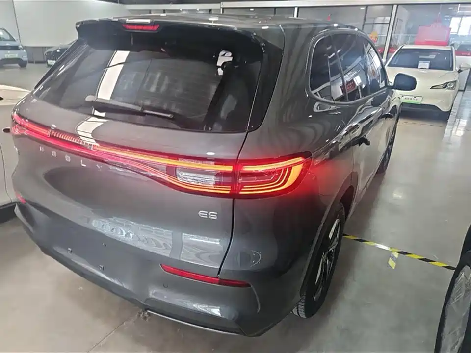 Geely Galaxy Galaxy E5