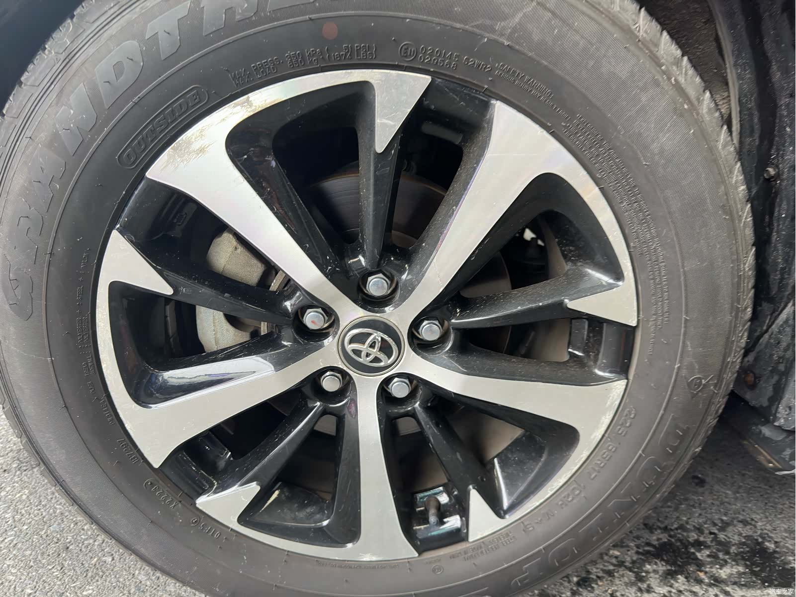 Toyota RAV4, 2017 10