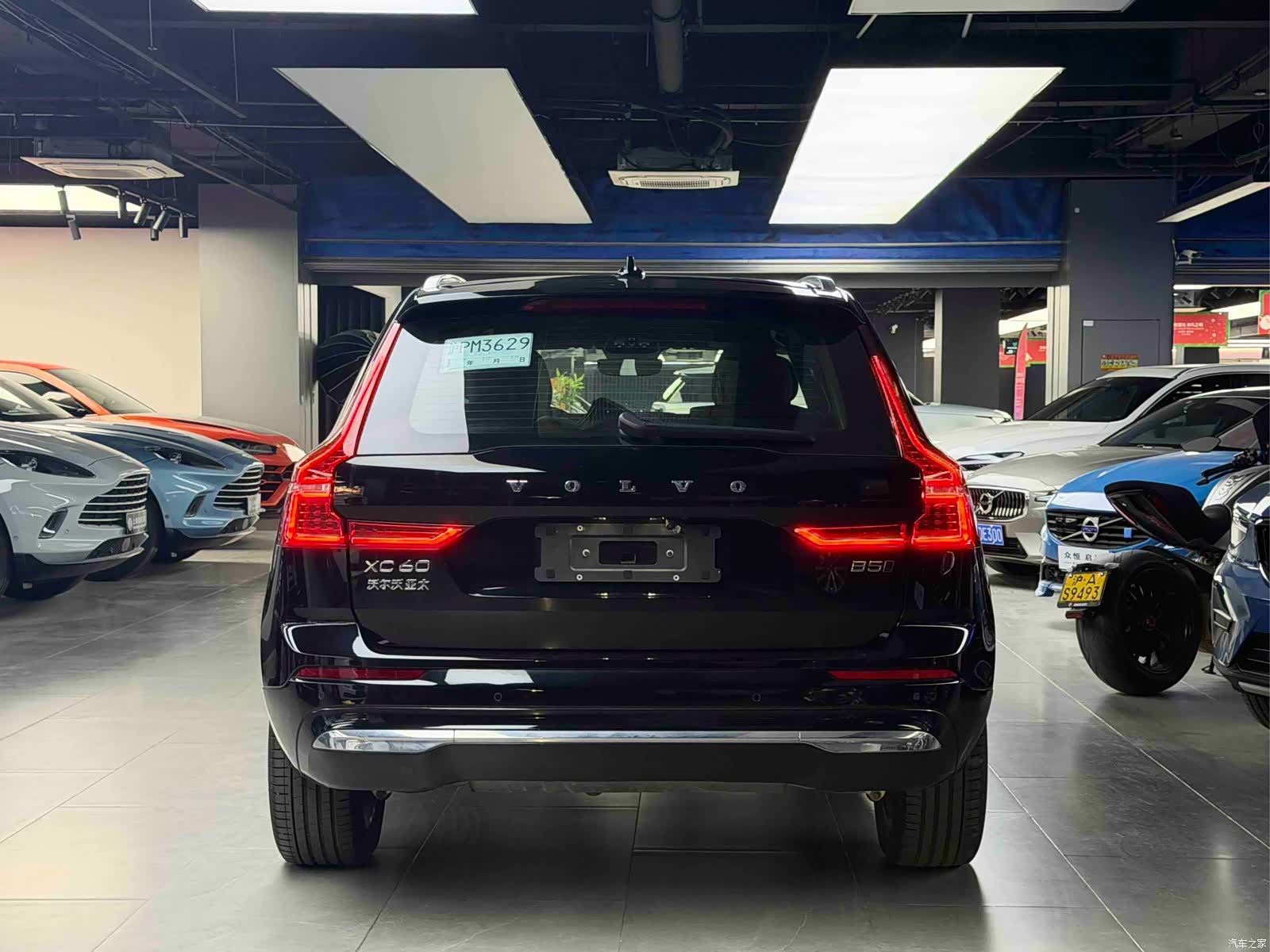 Volvo XC60, 2025 все фото