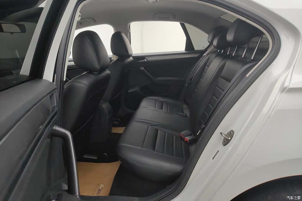 Volkswagen Bora, 2021 11
