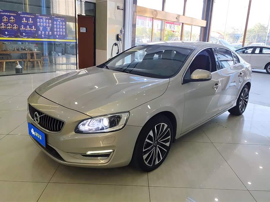 Volvo S60