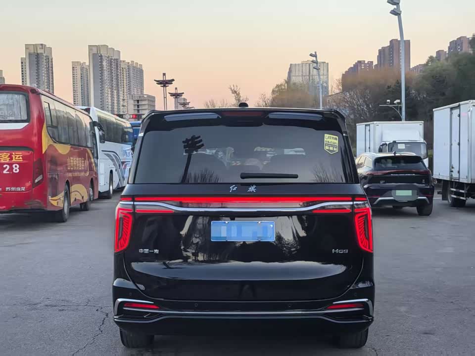 Hongqi HQ9