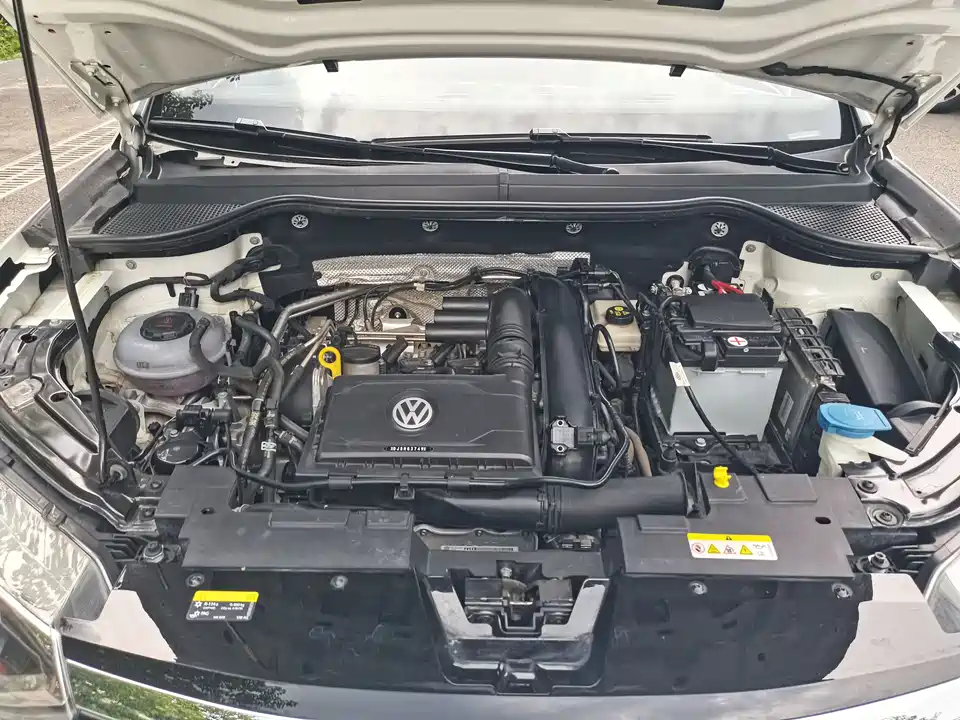 Jetta VS5