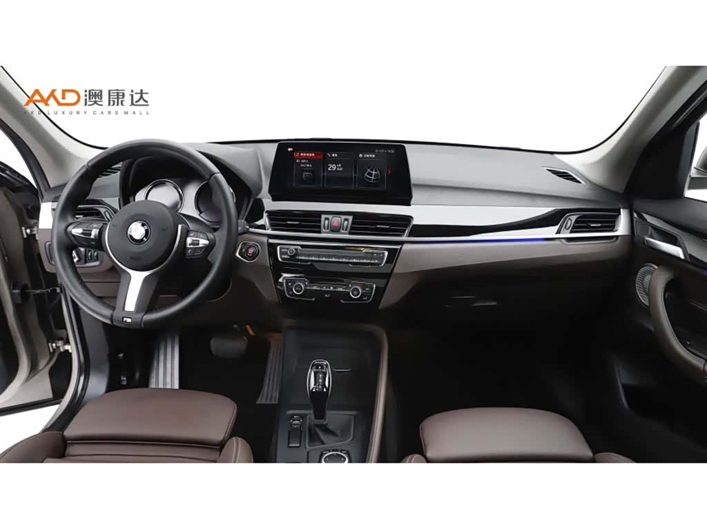BMW X1, 2022 все фото
