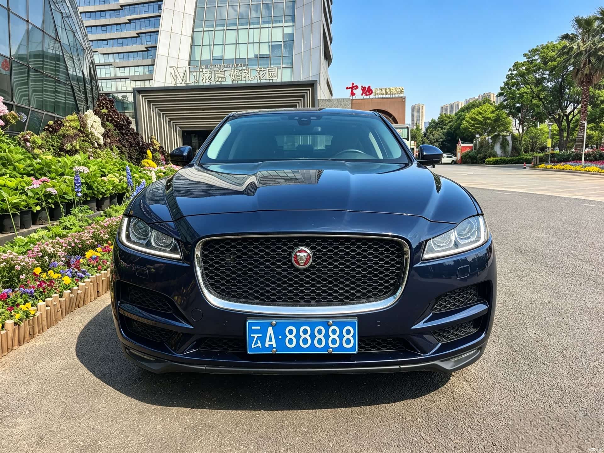 Jaguar F-PACE, 2018 2