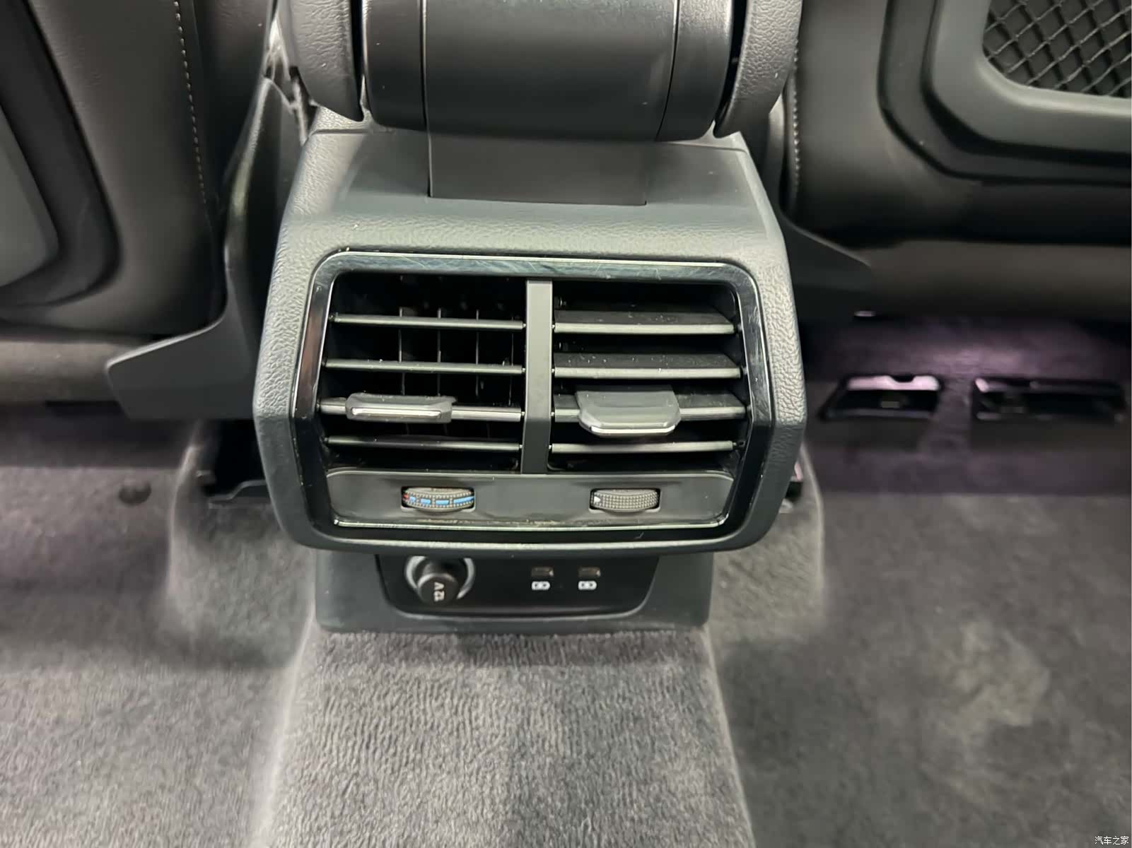 Audi Q3, 2023 9