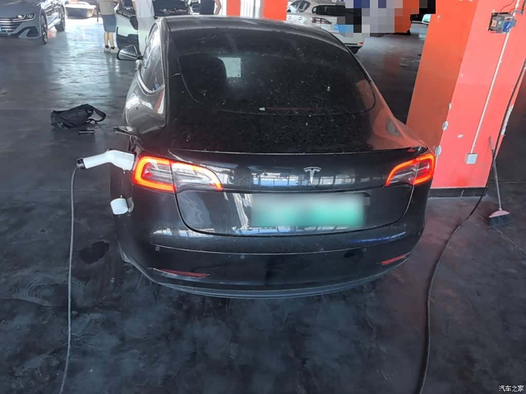 Tesla Model 3, 2023 6