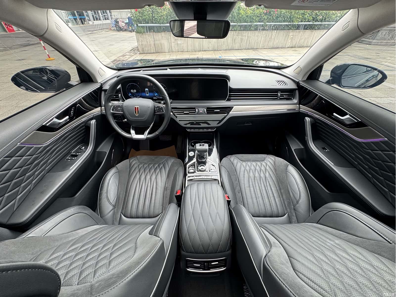 Hongqi HS5, 2022 16