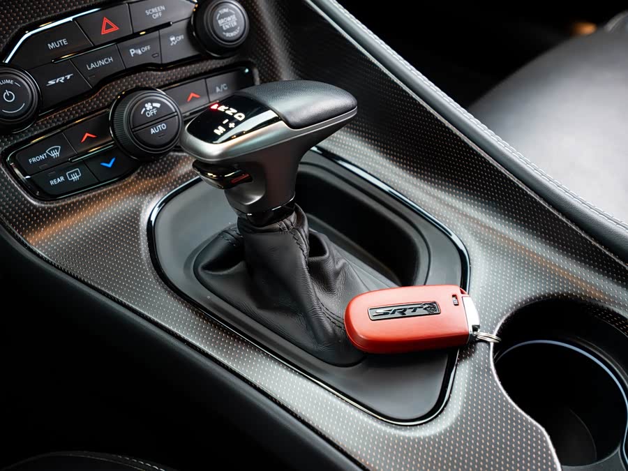 Dodge Challenger SRT 2024, фото 9