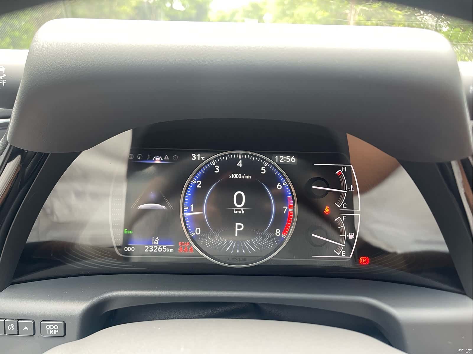 Lexus ES, 2024 9