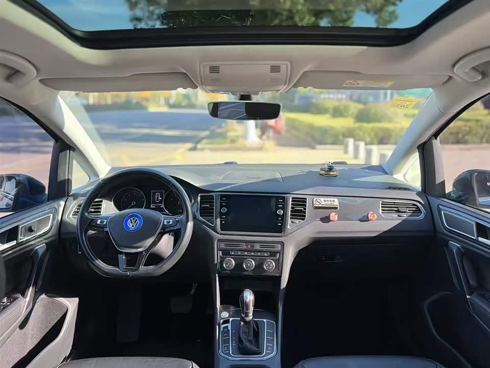 Volkswagen Golf*Jiayu