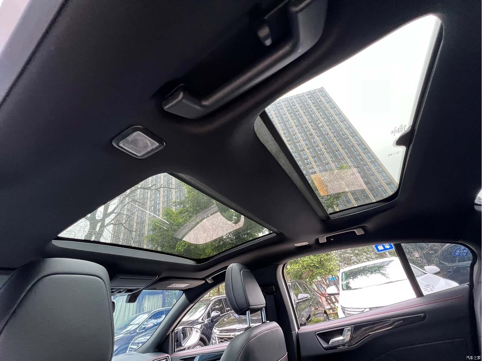 Ford Focus, 2023 18