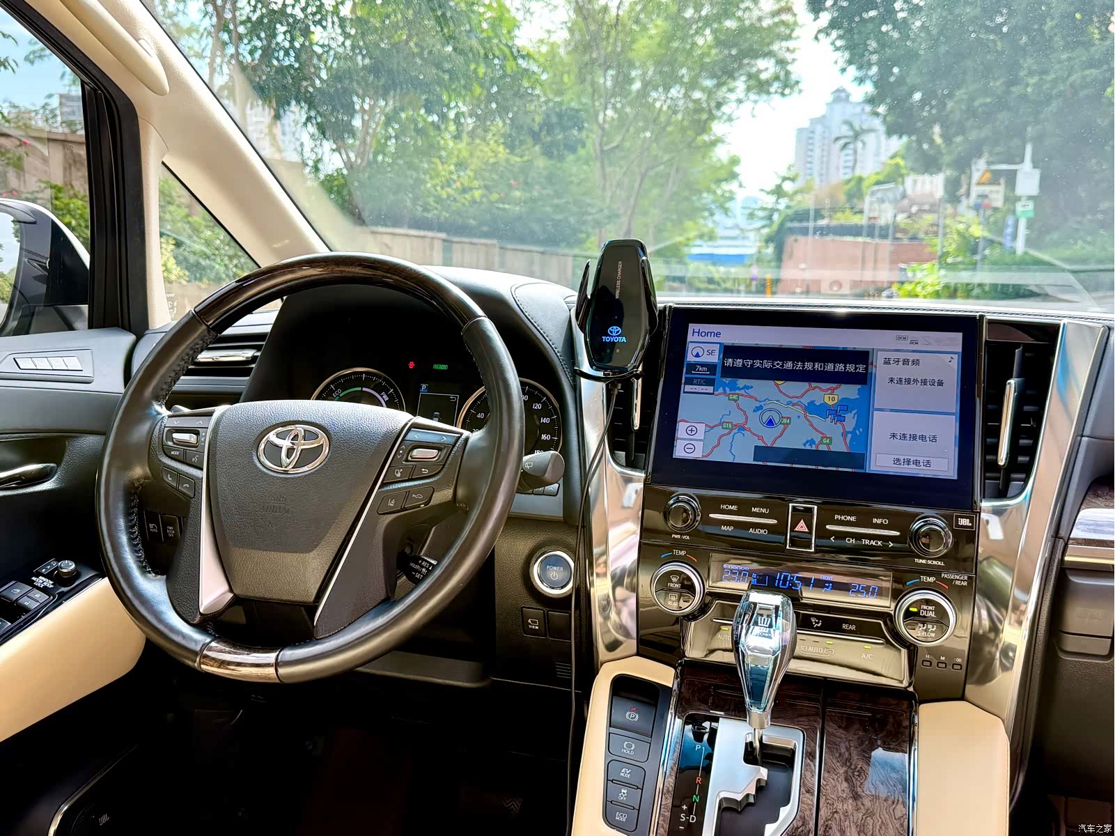 Toyota Vellfire, 2021 8