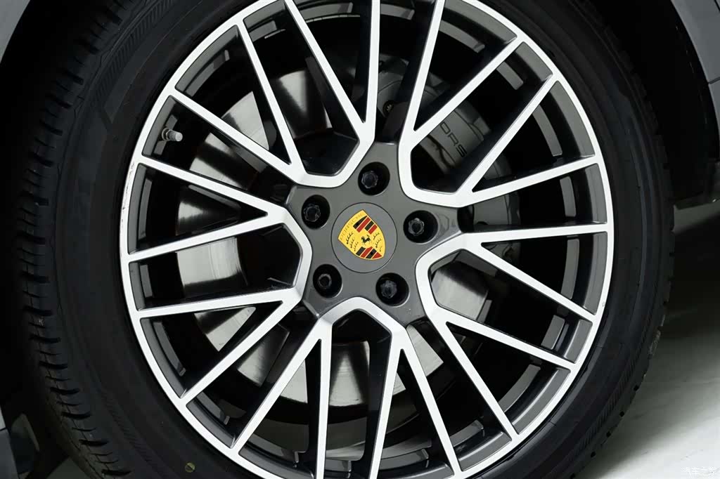Porsche Cayenne, 2022 7