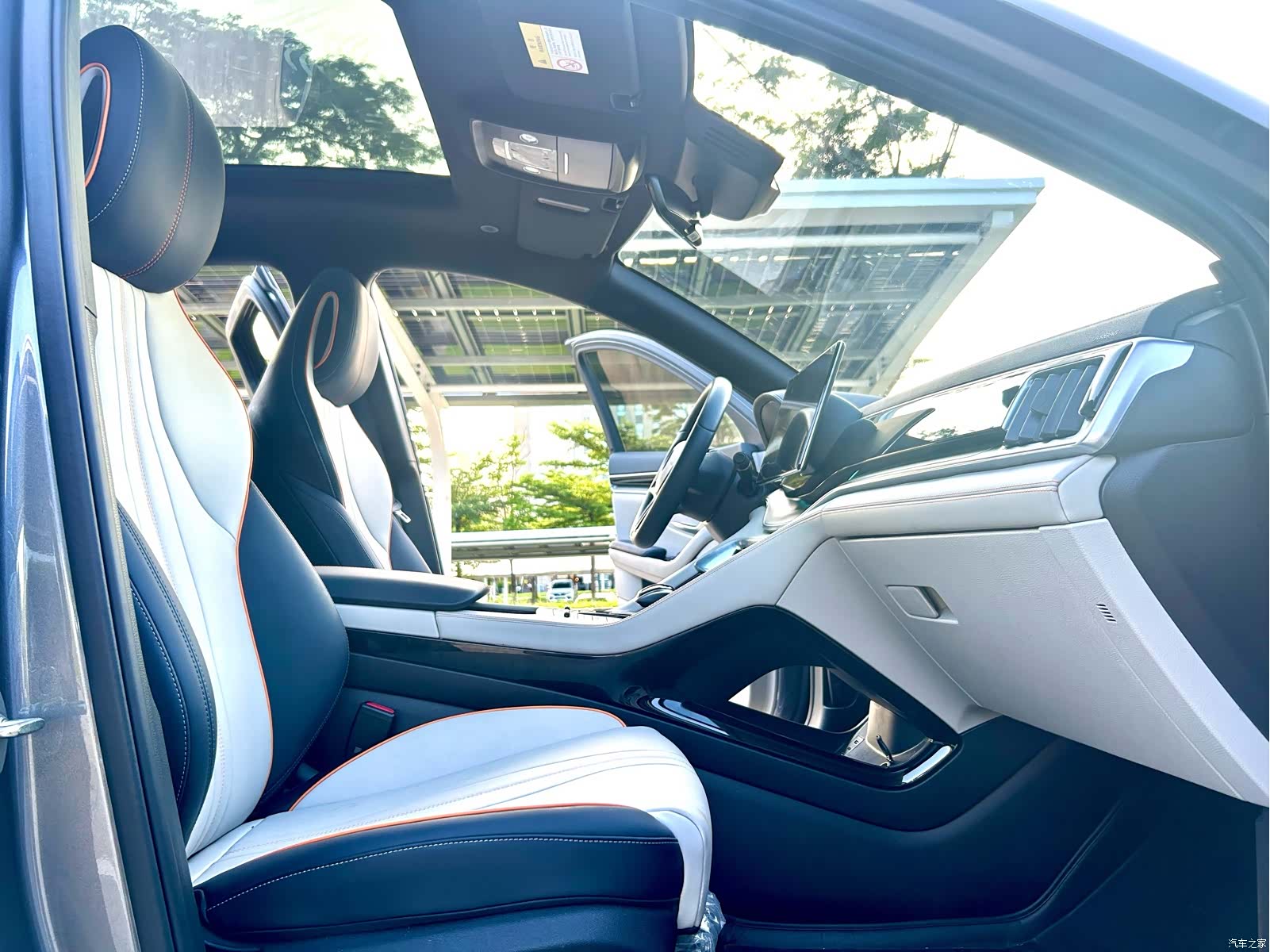BYD Song, 2022 13