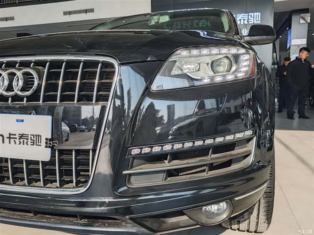 Audi Q7, 2015 8