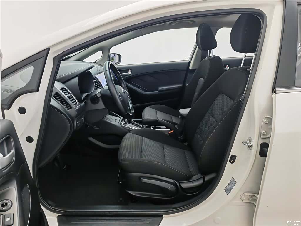 Kia K3, 2016 10