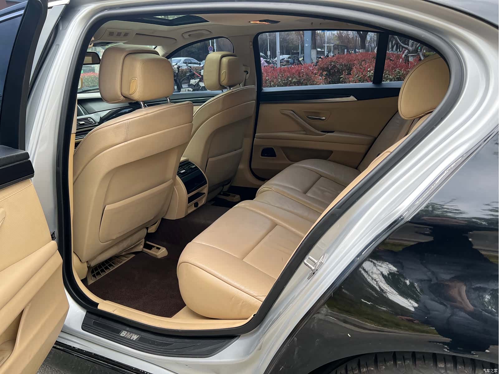 BMW 5 Series, 2012 14