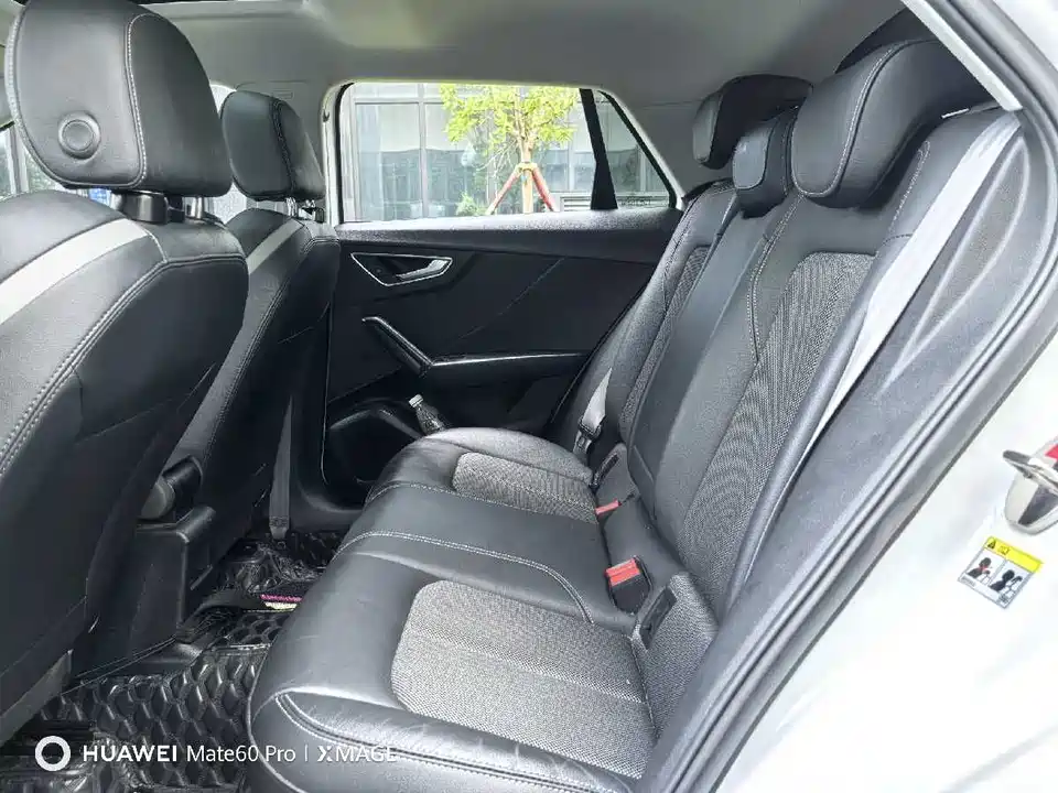 Audi Q2L Audi Q2L