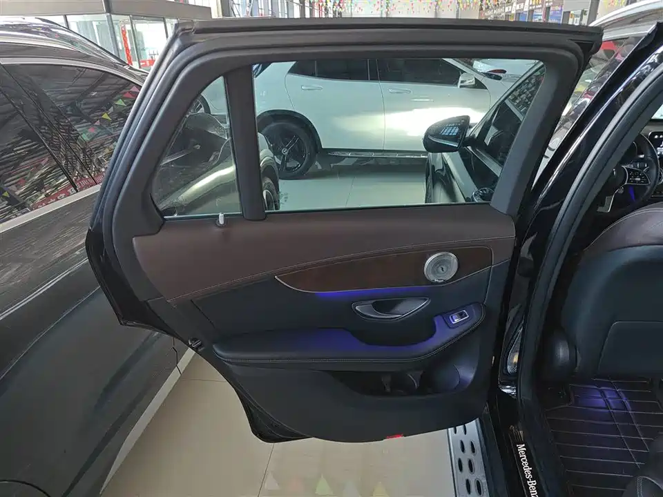 Mercedes-Benz GLC Mercedes-Benz GLC
