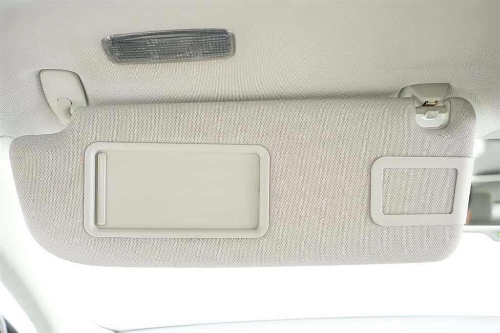 Audi A6L, 2011 36