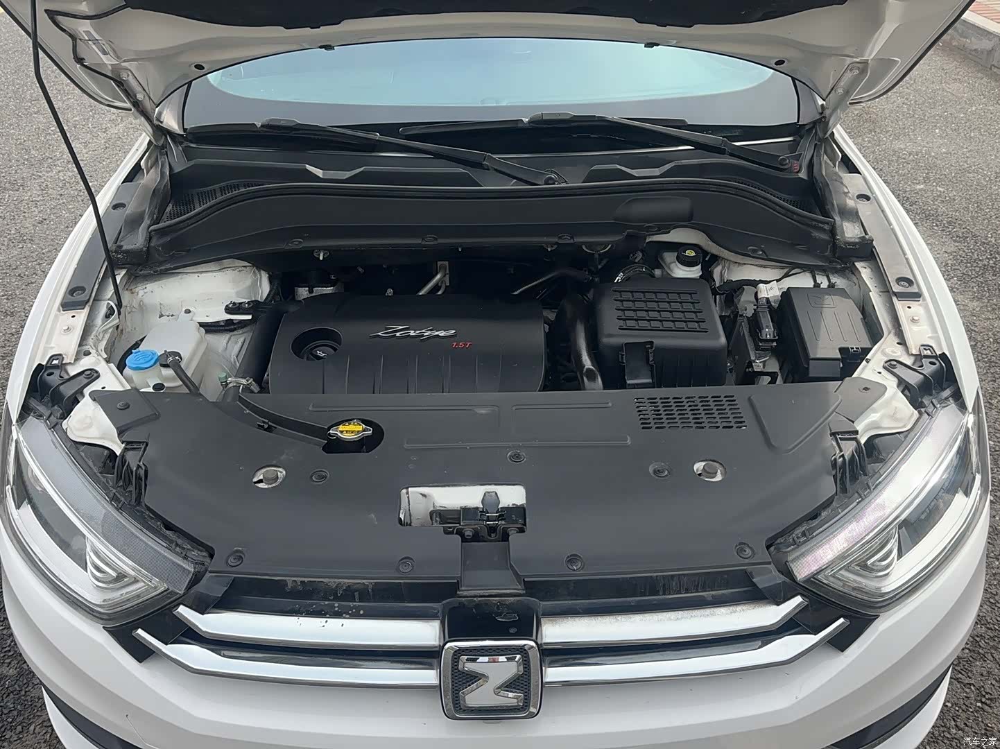 Zotye SR7, 2016 26