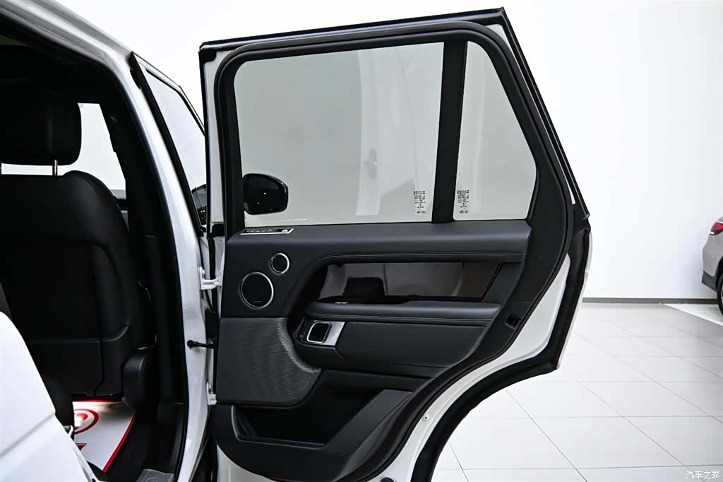 Land Rover Range Rover, 2022 16