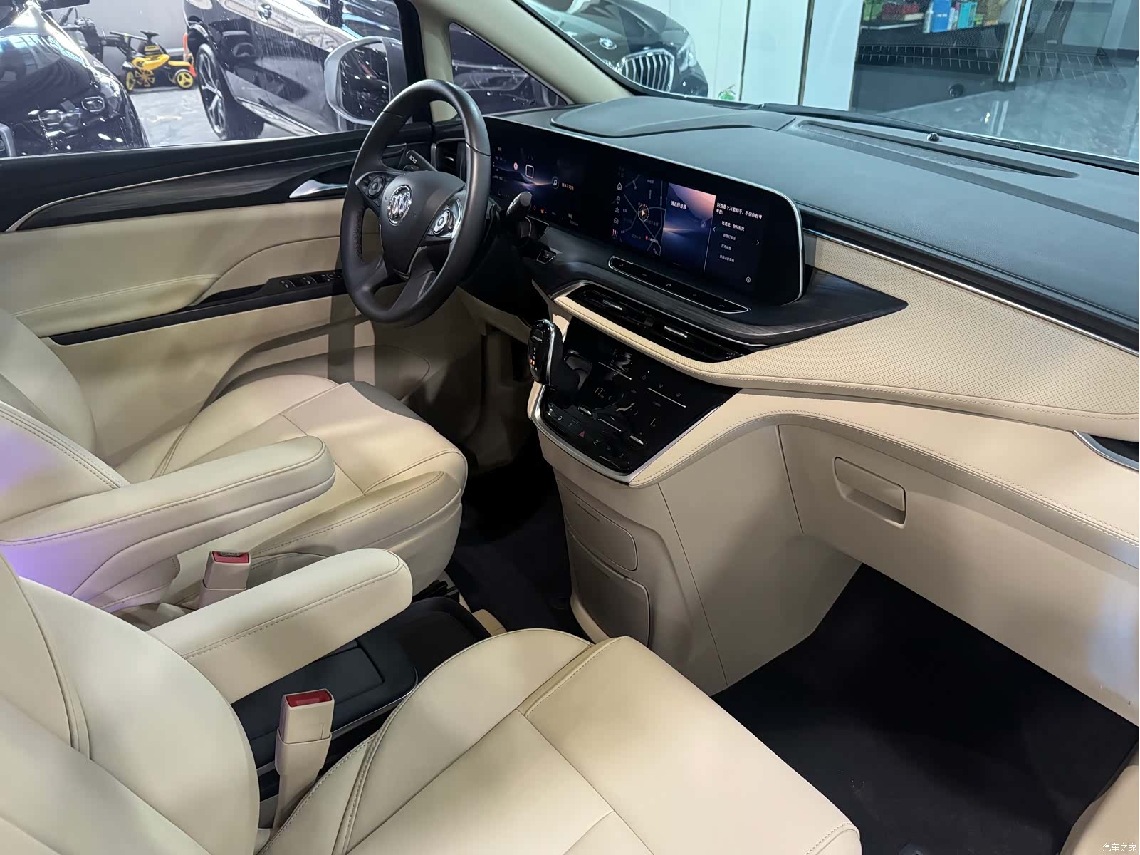 Buick GL8, 2024 10