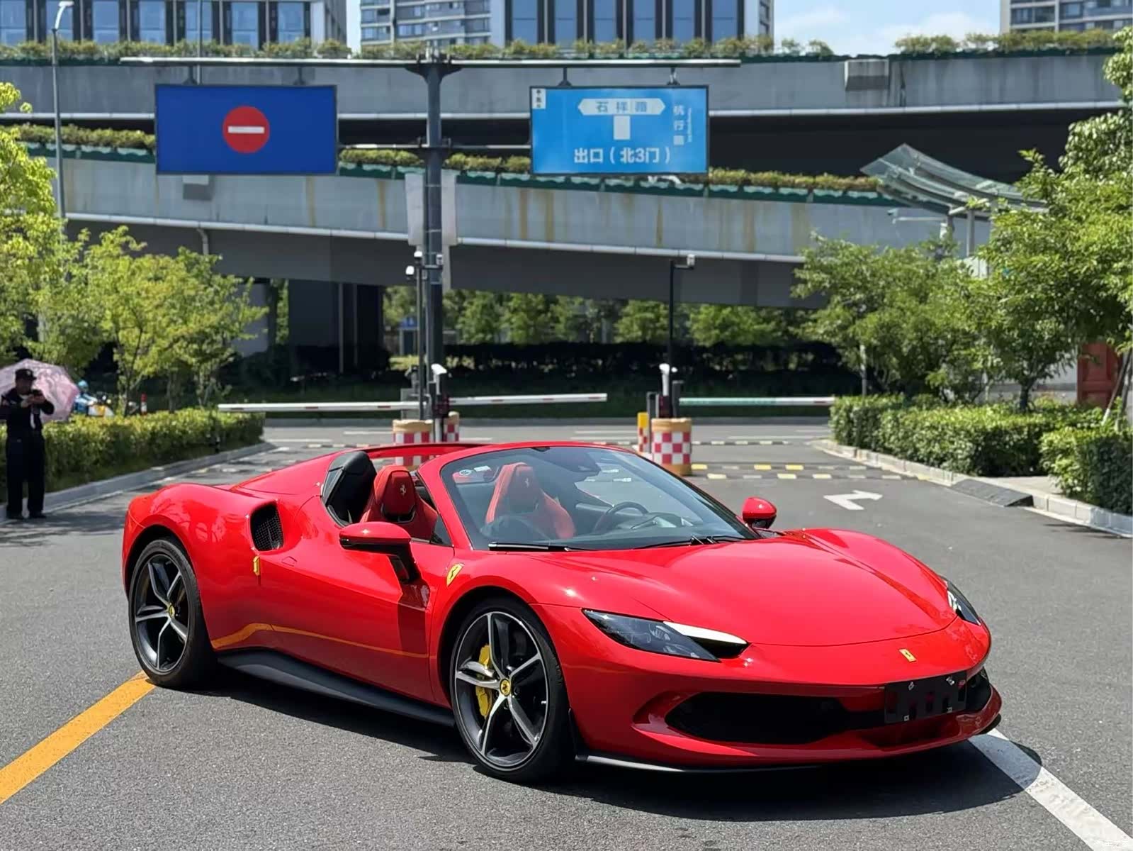Ferrari 296, 2024 3