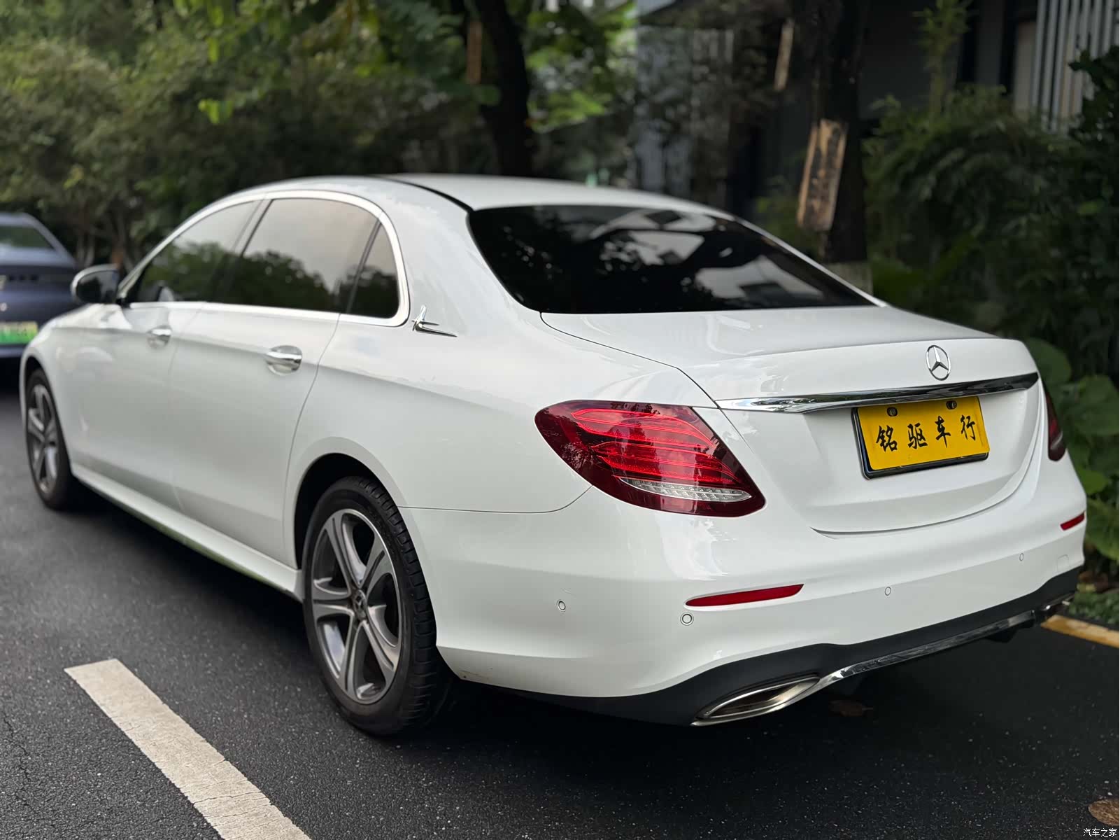 Mercedes-Benz E-Class, 2017 4
