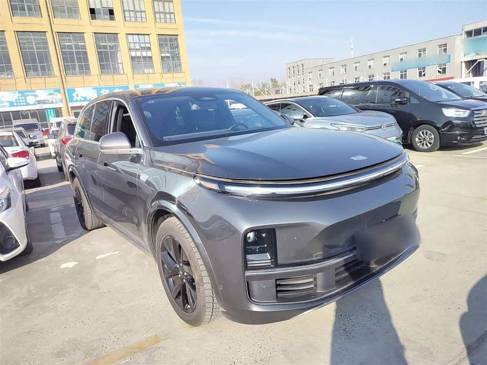 Li Auto Ideal L8