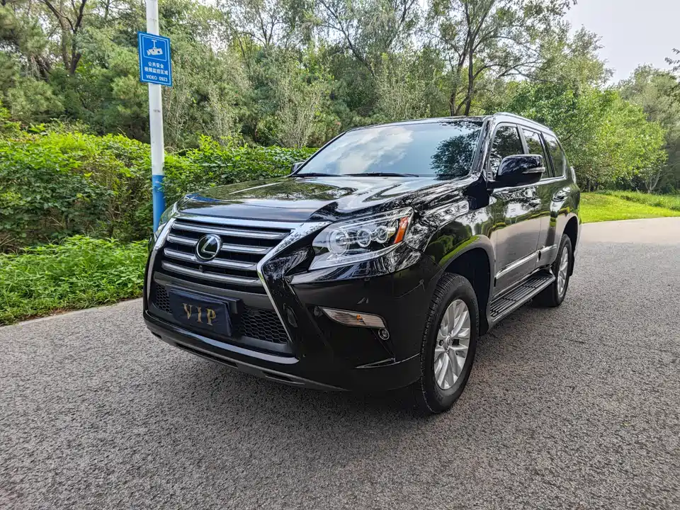 Lexus GX