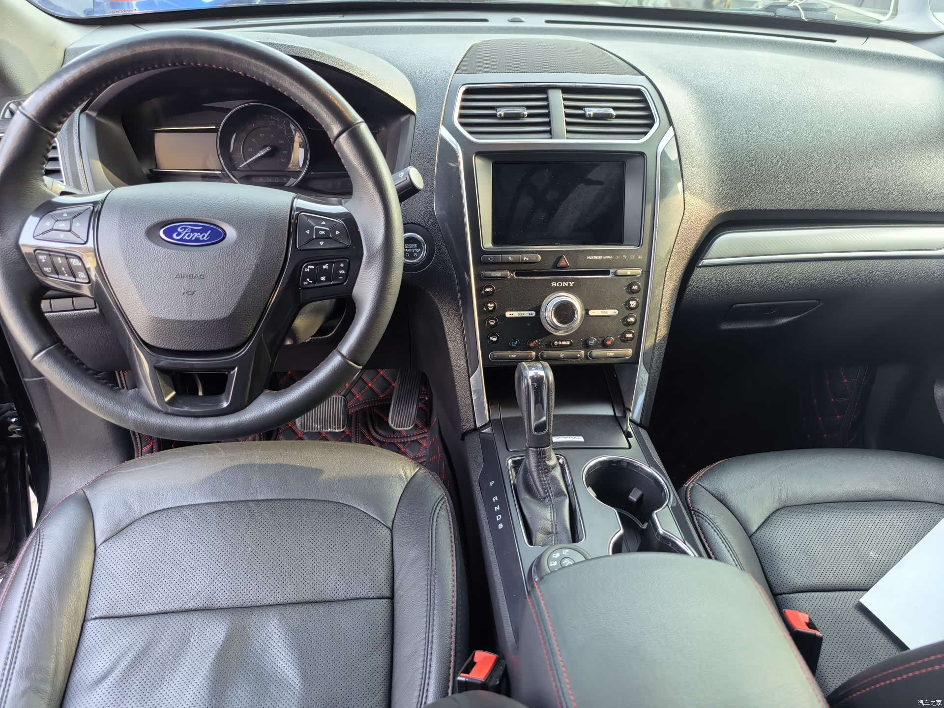 Ford Explorer, 2018 8