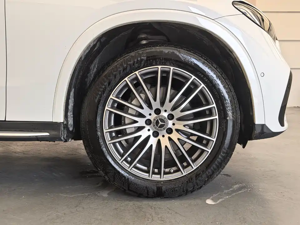 Mercedes-Benz GLC Mercedes-Benz GLC