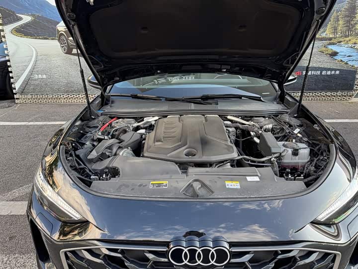 Audi A5L Sportback 2026 TFSI 150kW Люкс