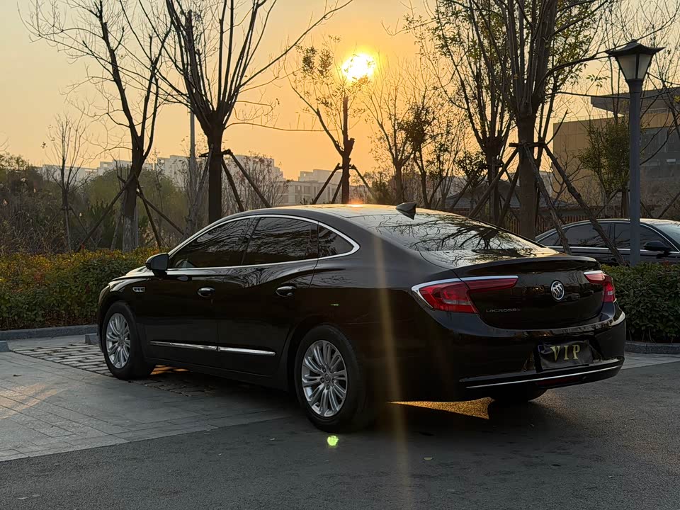 Buick Lacrosse