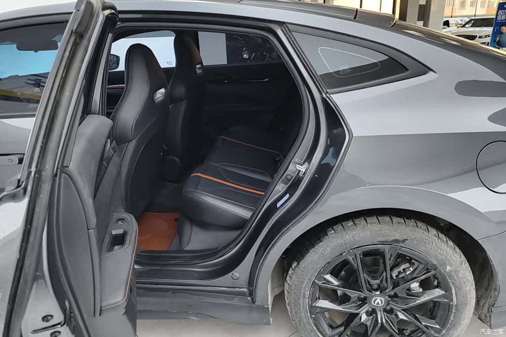 Changan UNI-V, 2025 11