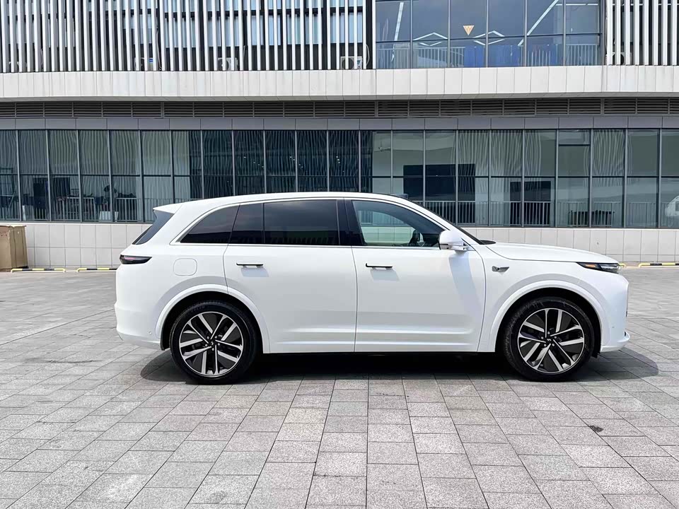 Li Auto Ideal L7