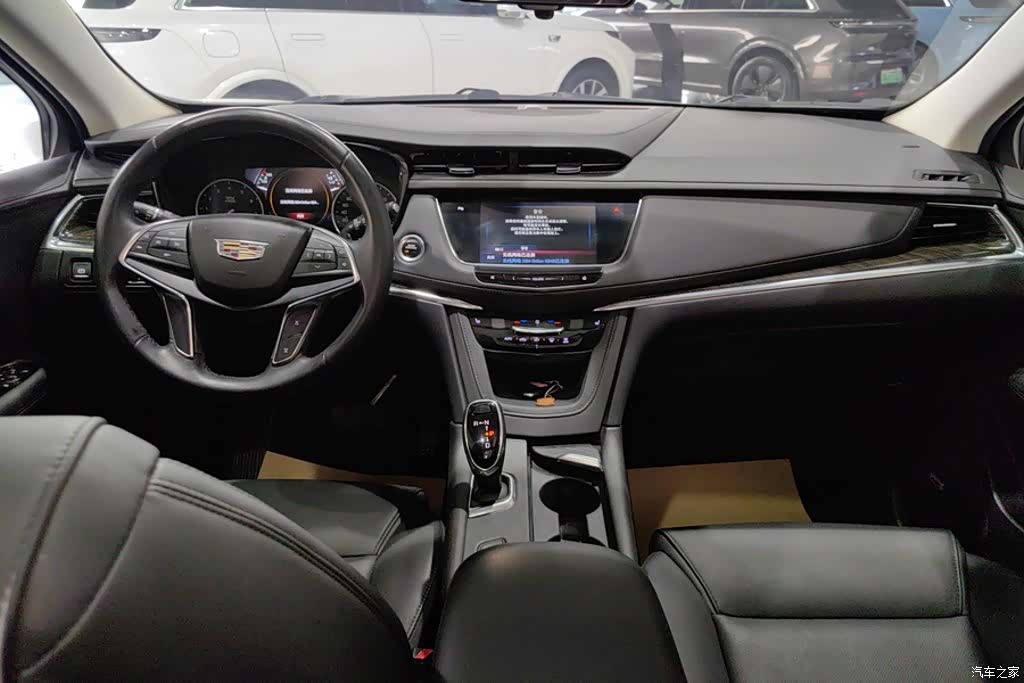 Cadillac XT5, 2019 12