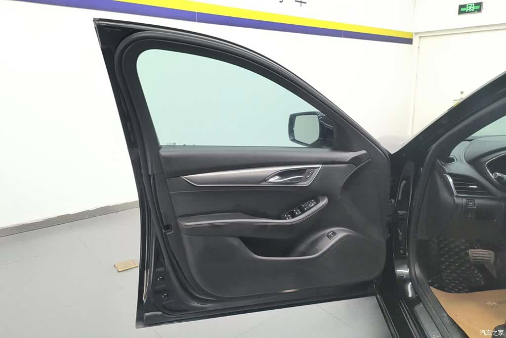 Cadillac CT5, 2022 7