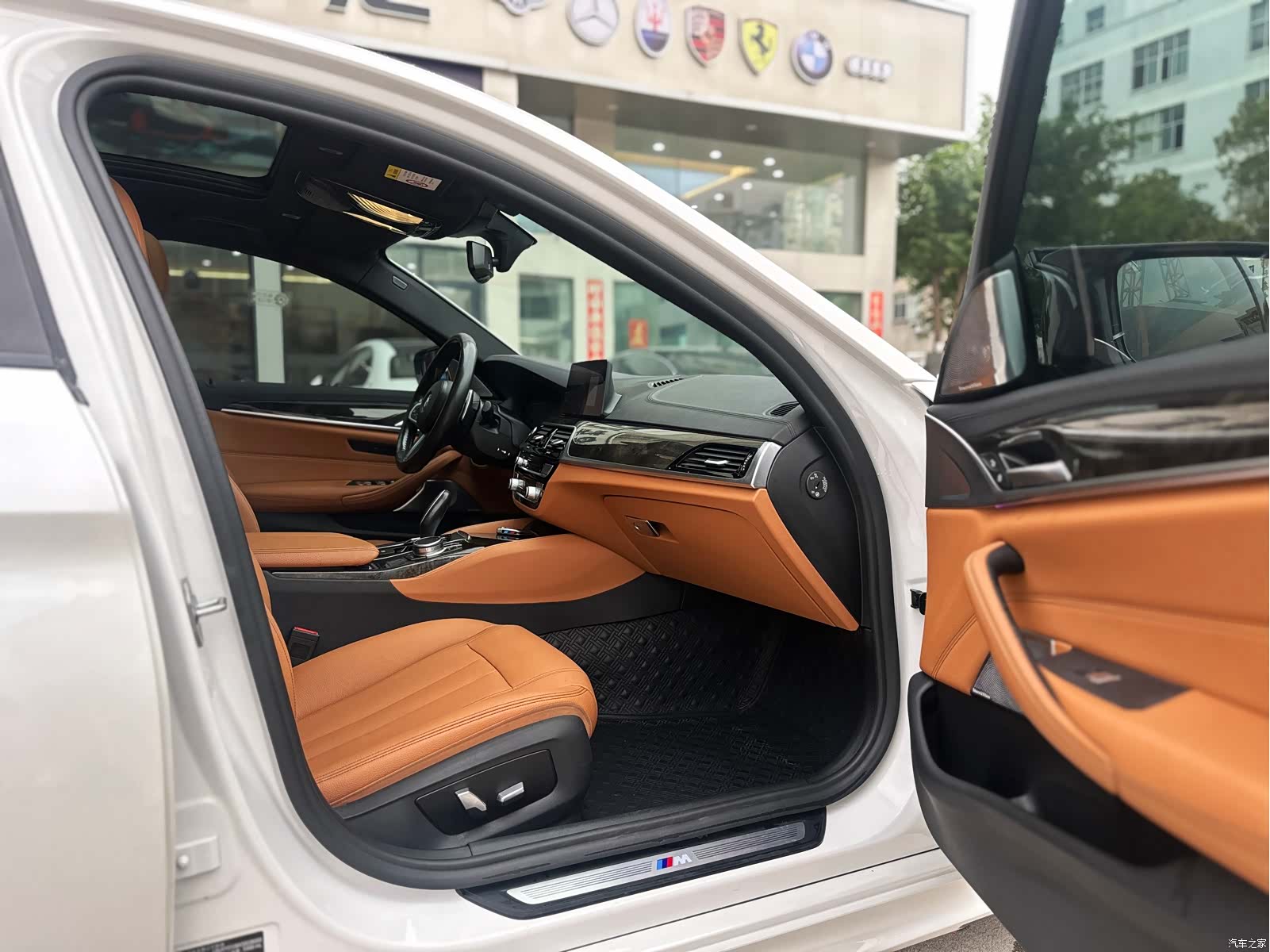 BMW 5 Series, 2019 10