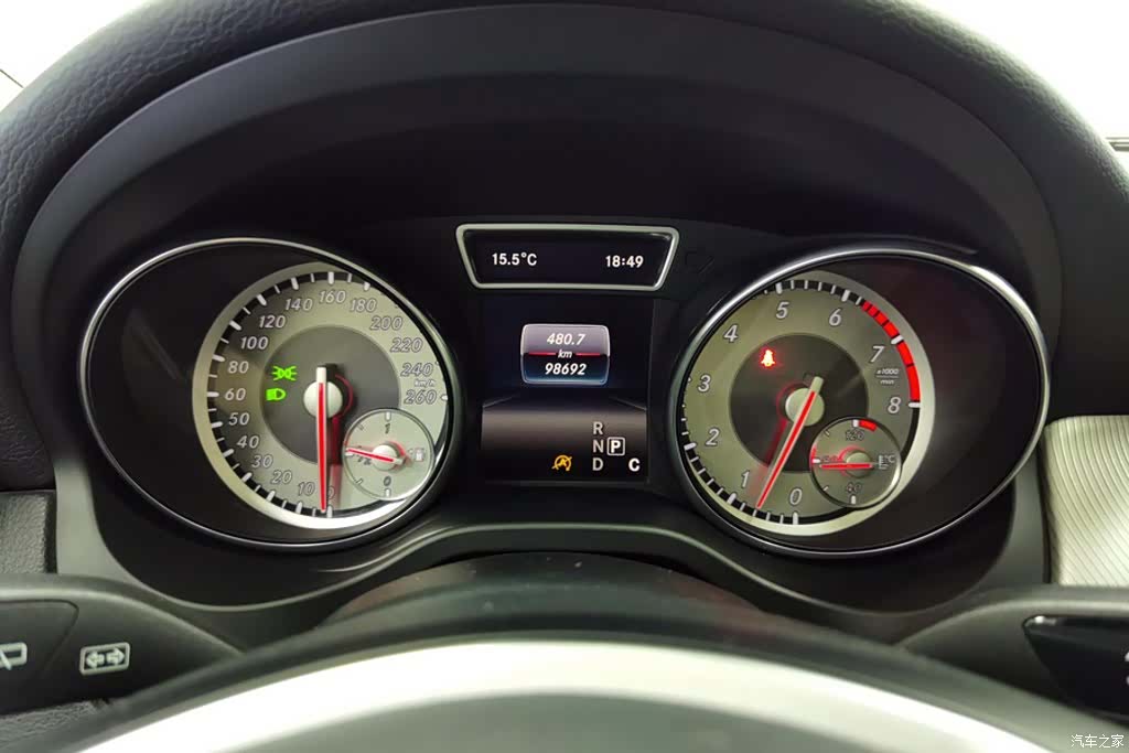 Mercedes-Benz GLA, 2016 14