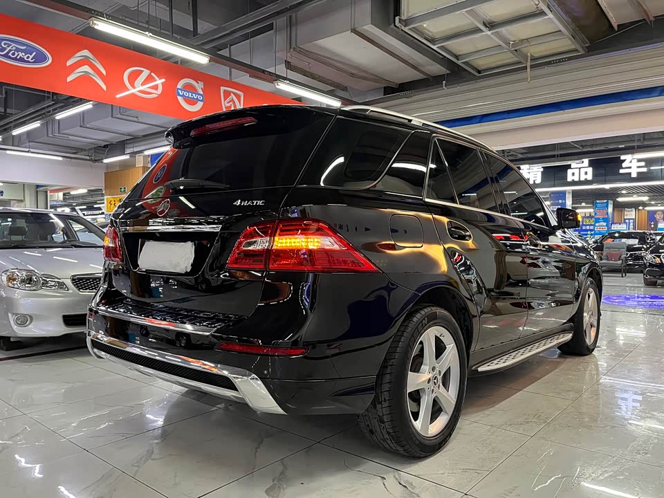 Mercedes-Benz M class