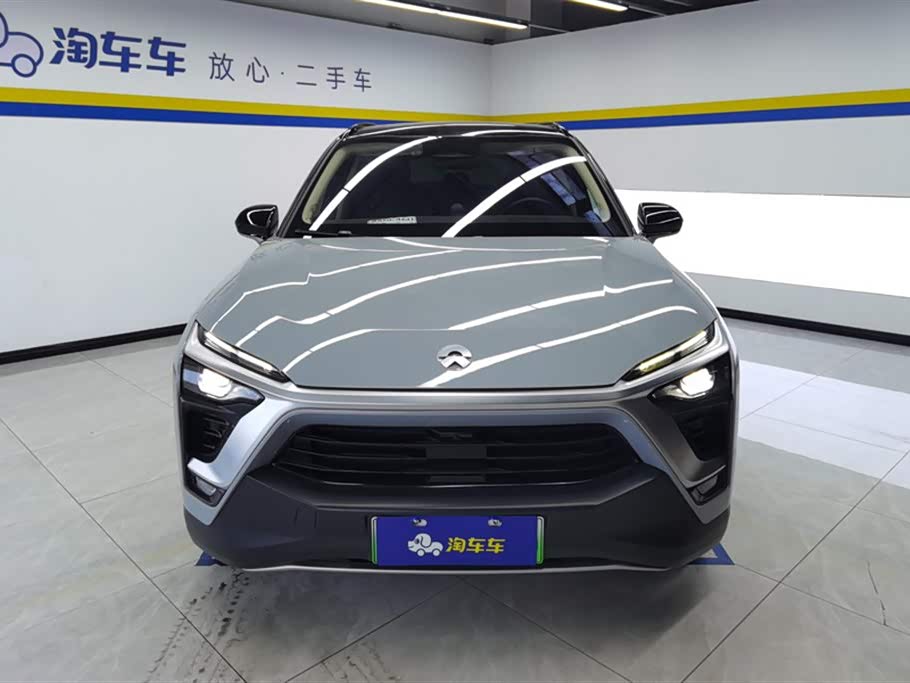 NIO ES8