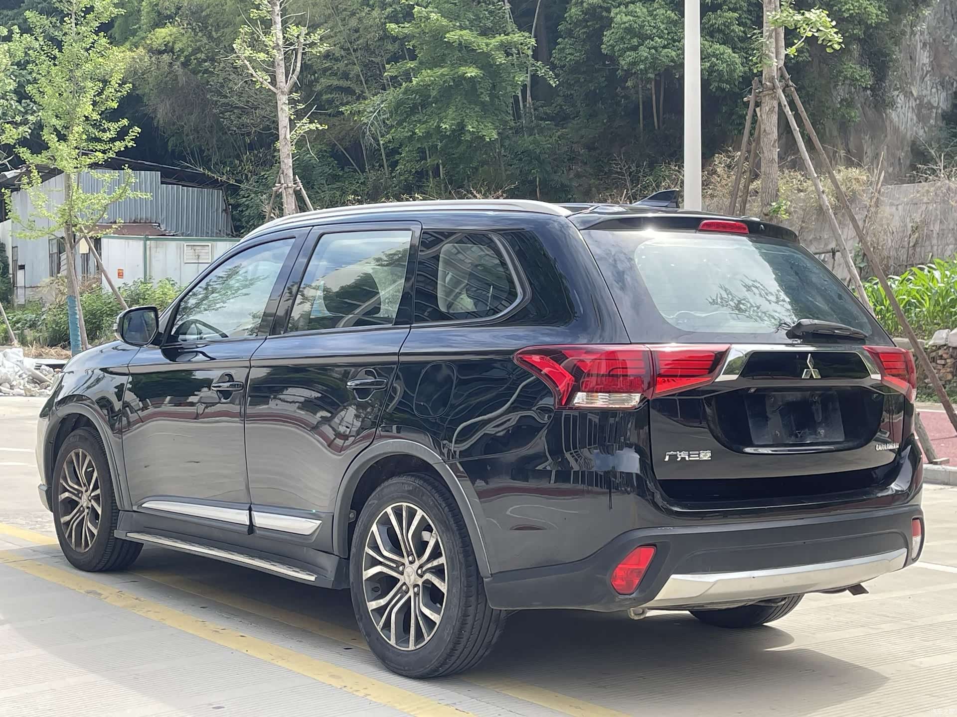 Mitsubishi Outlander, 2018 10