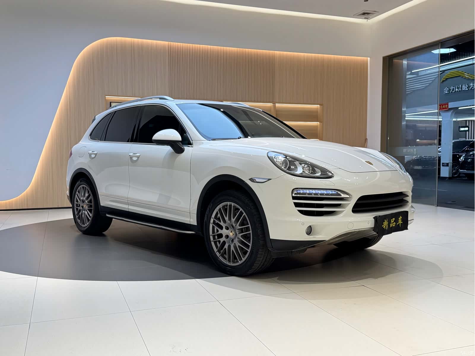 Porsche Cayenne, 2012 3